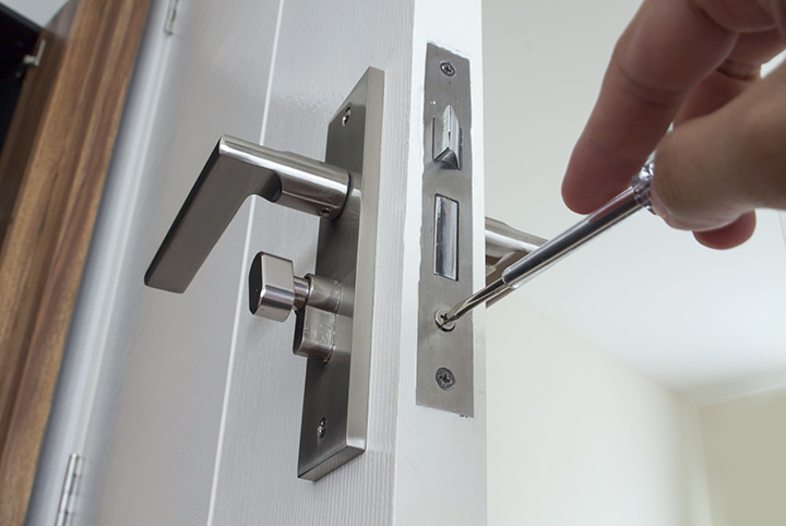 Our local locksmiths are able to repair and install door locks for properties in Dawlish and the local area.